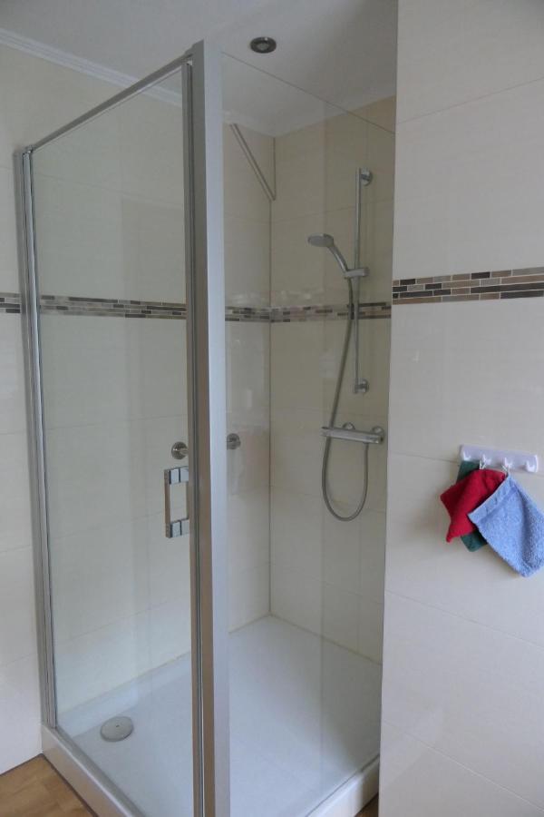 Ferienwohnung Weideglueck Osten 외부 사진
